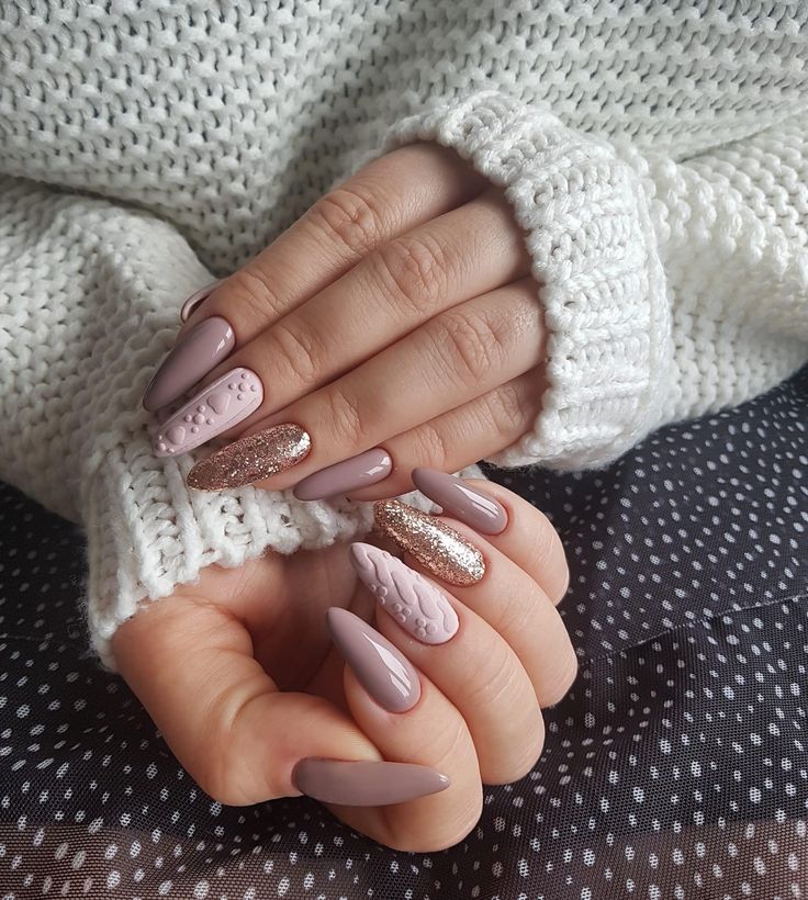 Casual Winter Nails 2023-2024 18 Ideas: A Guide to Cozy and Chic Nail Styles