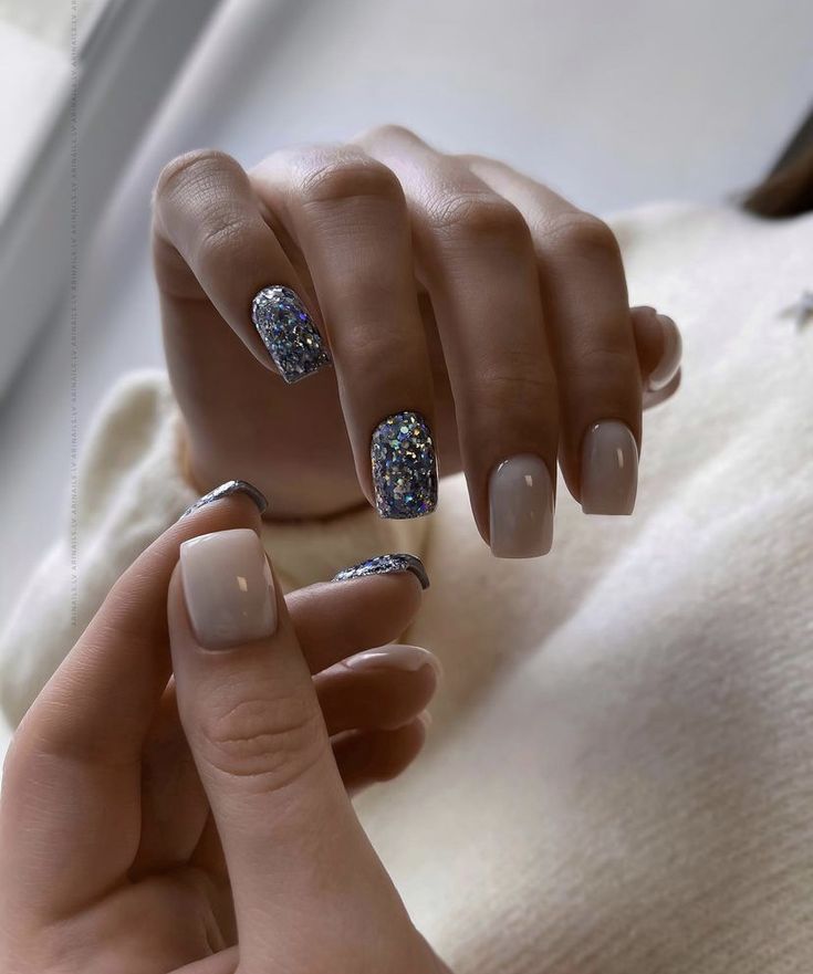 Easy Winter Nail 2023-2024 20 Ideas: Nail Art Inspiration for the Coziest Season