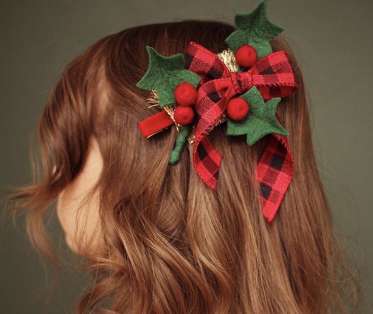 Christmas Hairstyles for Kids 2023 21 Ideas