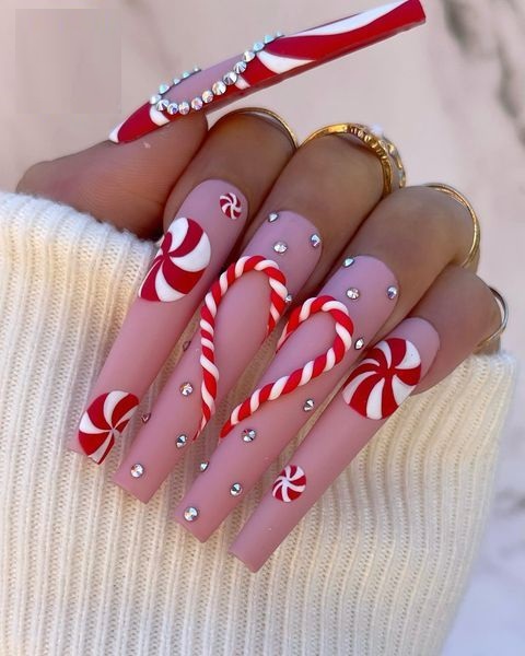 Long Christmas Nails 2023 18 Ideas: Nail Art Inspiration for the Festive Season