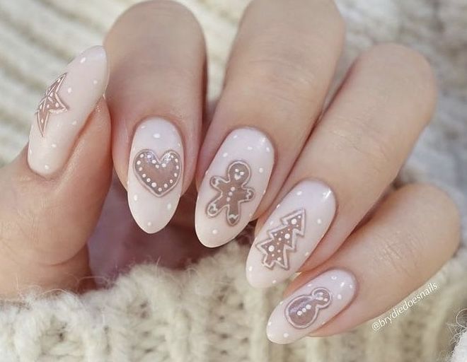 Short Christmas Nails 2023 16 Ideas: Festive and Trendy Nail Designs