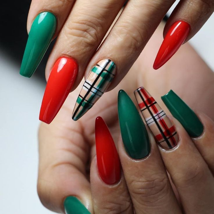 Christmas Nail Art 2023 21 Ideas: A Trending Style Guide