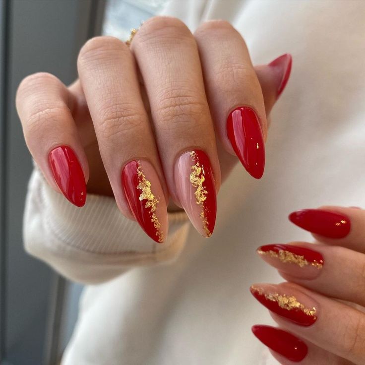 Long Christmas Nails 2023 18 Ideas: Nail Art Inspiration for the Festive Season