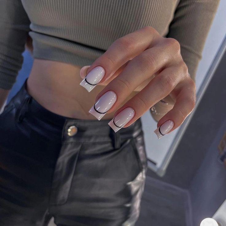 Winter Manicure 2023-2024 16 Ideas: Nailing the Season's Trends