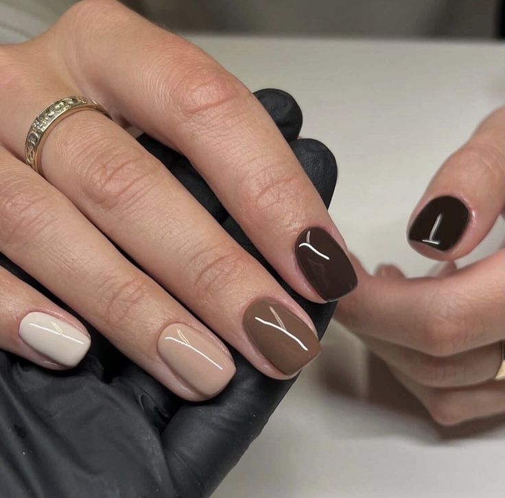 Short Acrylic Nails Winter 2023-2024 16 Ideas: Embrace the Season with Style