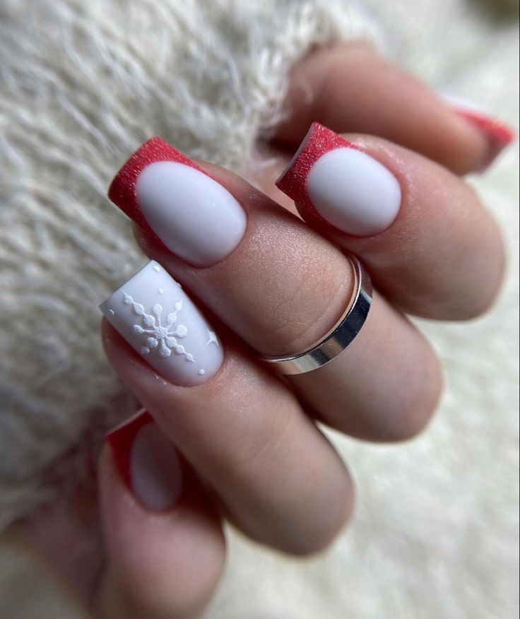 Christmas Nail Art 2023 21 Ideas: A Trending Style Guide