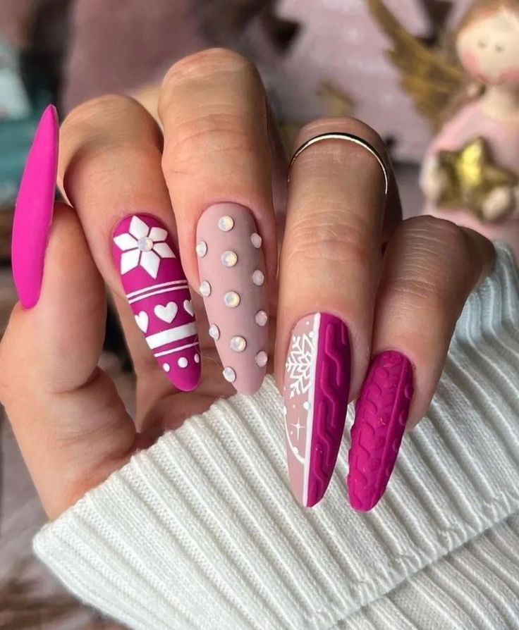 Easy Winter Nail 2023-2024 20 Ideas: Nail Art Inspiration for the Coziest Season