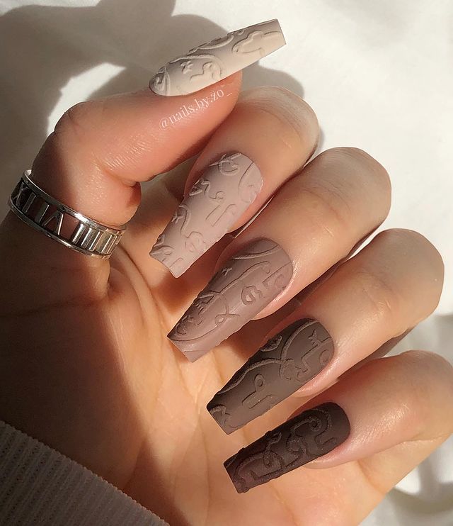 Winter Nails Brown 2023 - 2024 16 Ideas: Embrace the Cozy and Chic