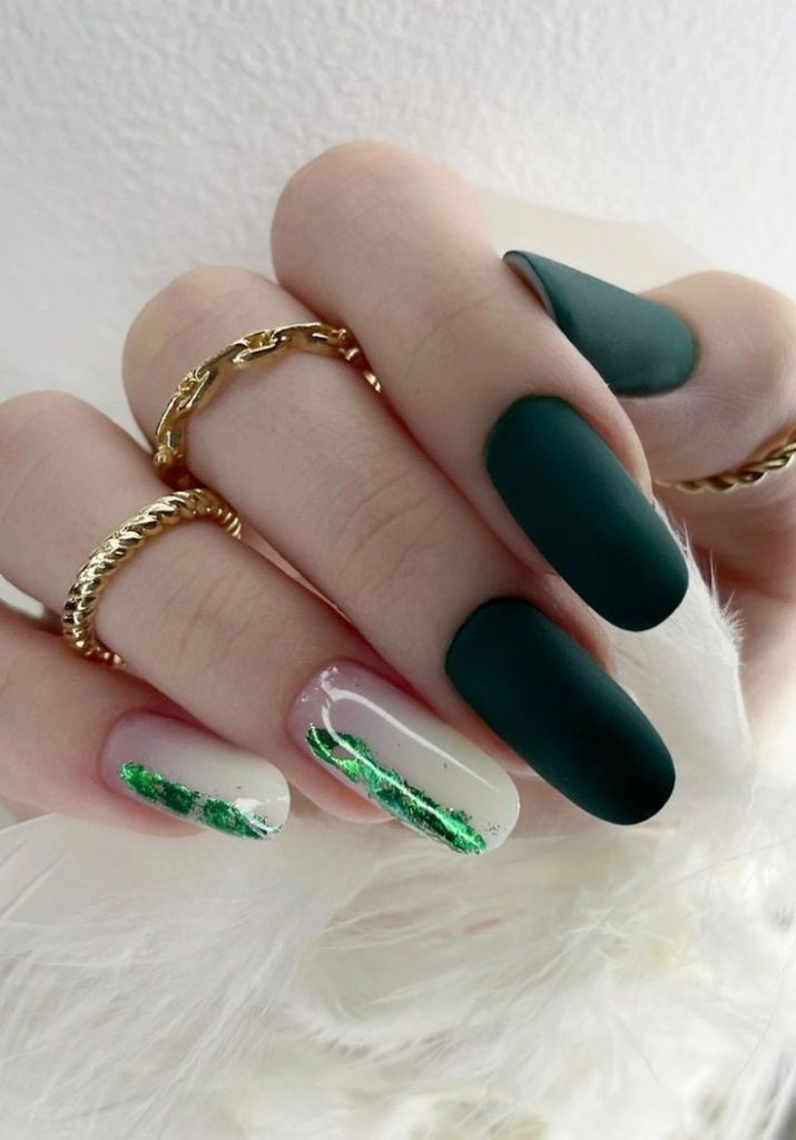 Casual Winter Nails 2023-2024 18 Ideas: A Guide to Cozy and Chic Nail Styles