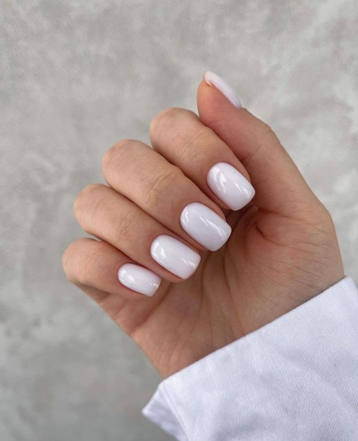 Short New Year's Nails White 2024 18 Ideas: Trendy Designs & Manicure Art