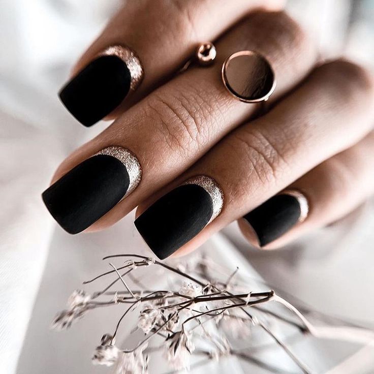 Black Christmas Nails 2023 22 Ideas: Rock Your Holiday Look!