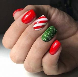 Green Christmas Nails 2023 16 Ideas: Get Festive with These Creative