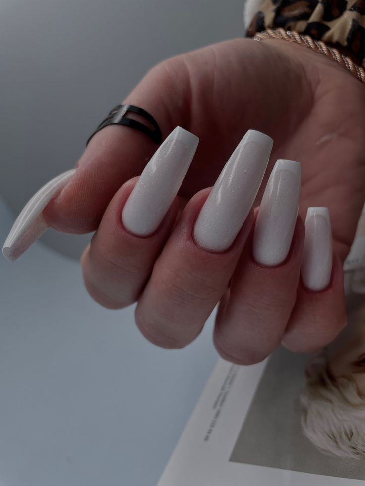 White Christmas Nails 2023 22 Ideas: The Ultimate Festive Nail Guide