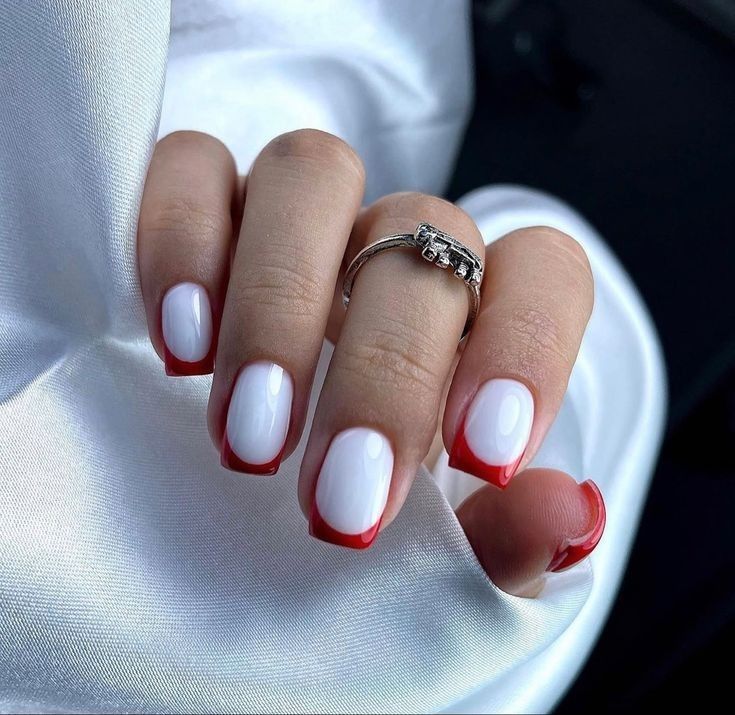 Christmas 2023 Nail Color 18 Ideas: From Classic Red to Disney Art