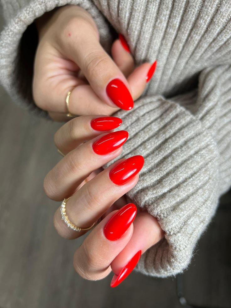 Winter Nails Simple 2023-2024 18 nápadů: Zůstaňte styloví a útulní