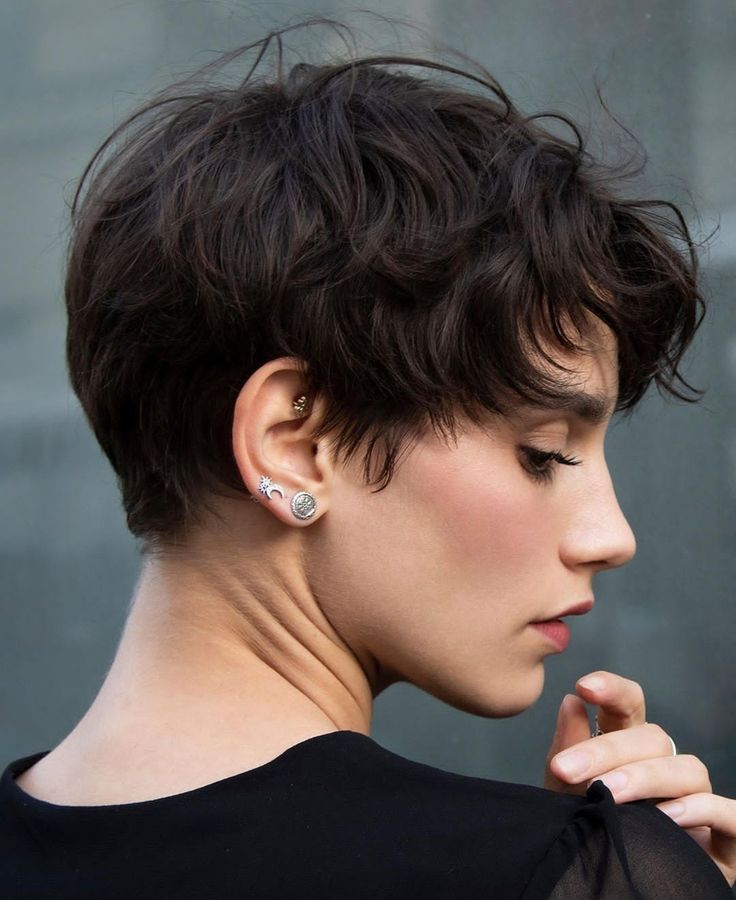 Tomboy Haircuts 2024 16 Ideas: Short, Korean, Long, Curly Styles for Women