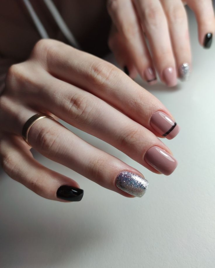 New Year's 2024 Nail Color Trends 20 Ideas: Street, Gel, Winter & Unique Combos