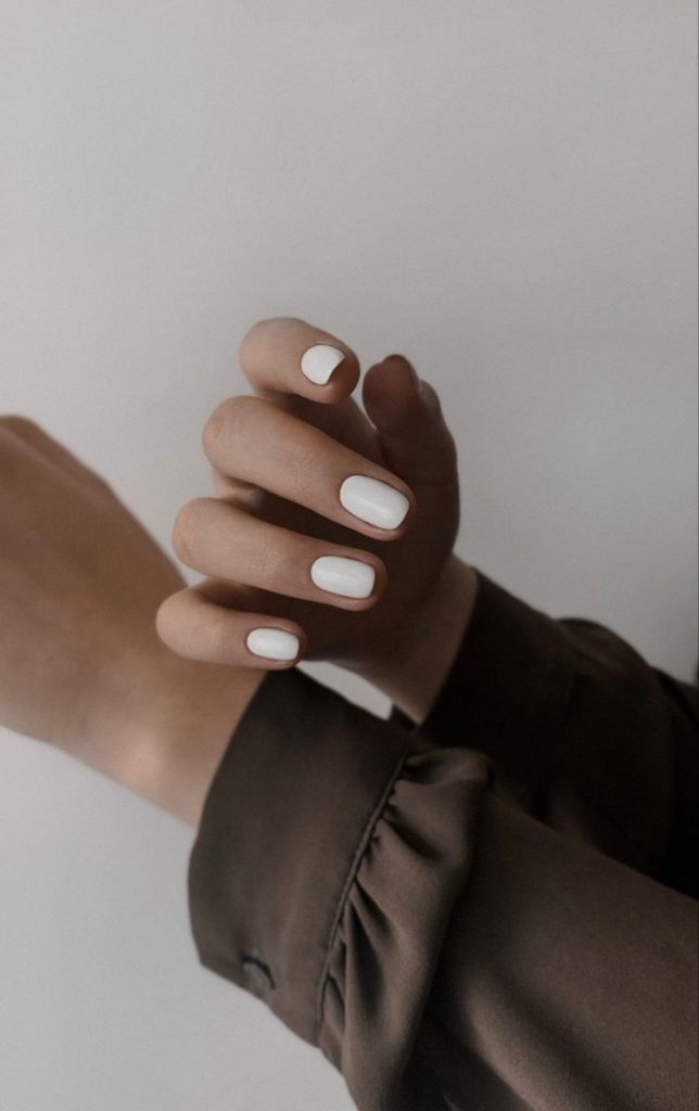 White Christmas Nails 2023 22 Ideas: The Ultimate Festive Nail Guide