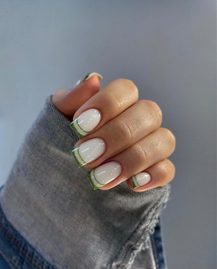 Festive Christmas Nail Trends 2023 20 Ideas: Embrace Trends Red and Trends Green