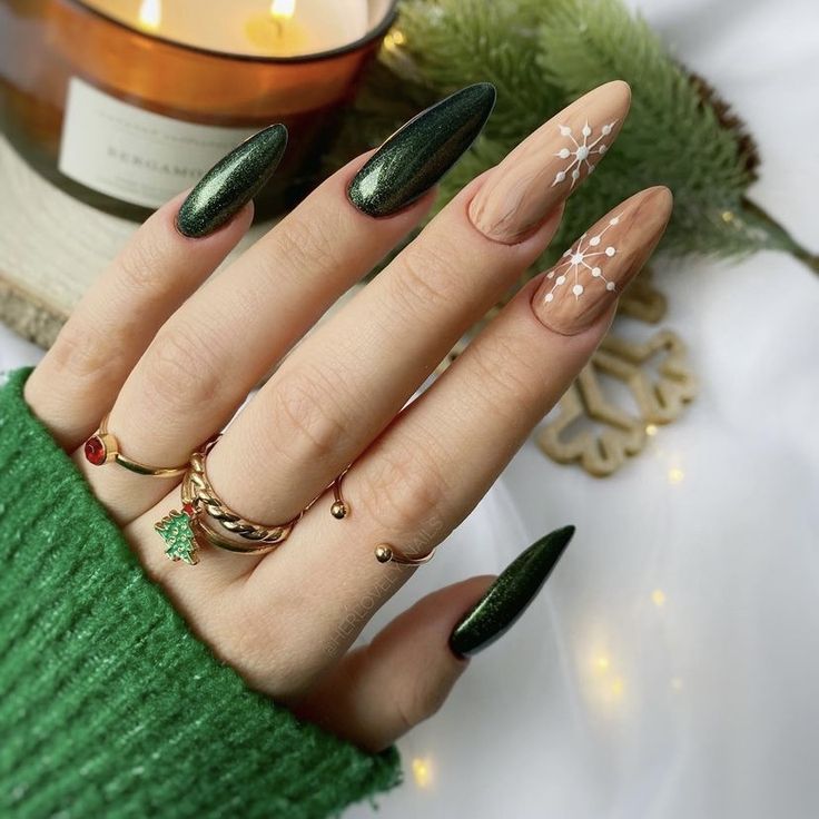 Christmas Nails Acrylic 2023 24 Ideas: From Red to Coffin Long Trends