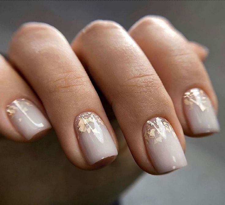 Short Christmas Nails 2023 16 Ideas: Festive and Trendy Nail Designs