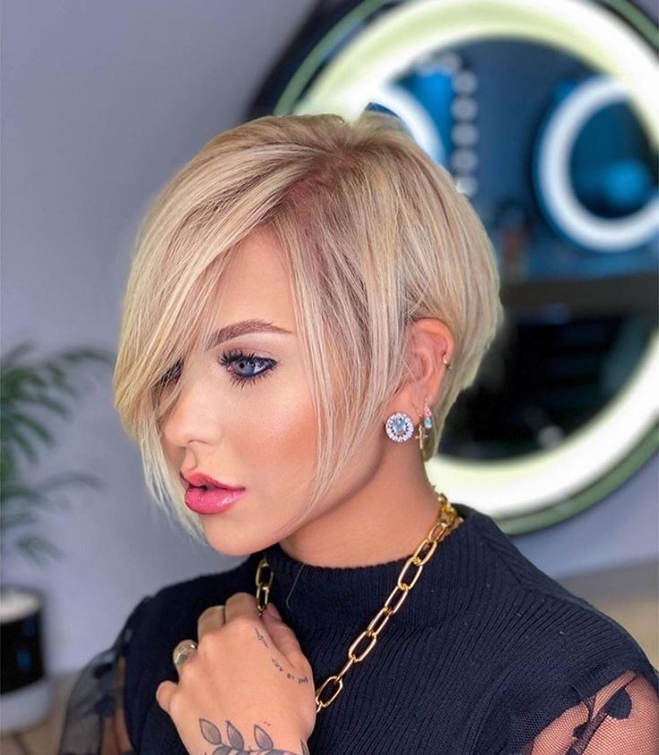 Pixie Bob Haircut 2024 18 nápadů: Krátké, dlouhé, vlnité, kudrnaté styly pro kulaté tváře