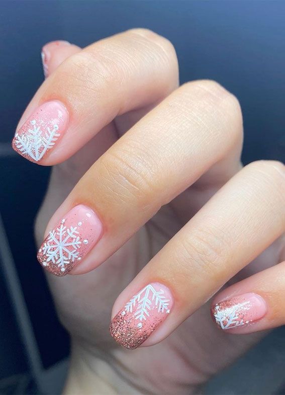 Christmas 2023 Nail Color 18 Ideas: From Classic Red to Disney Art