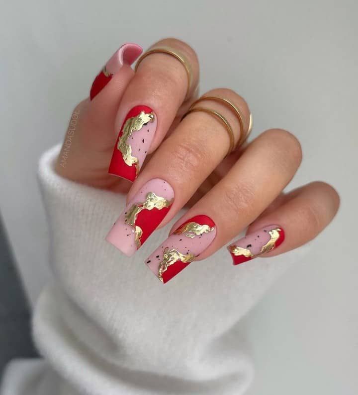 Long Christmas Nails 2023 18 Ideas: Nail Art Inspiration for the Festive Season