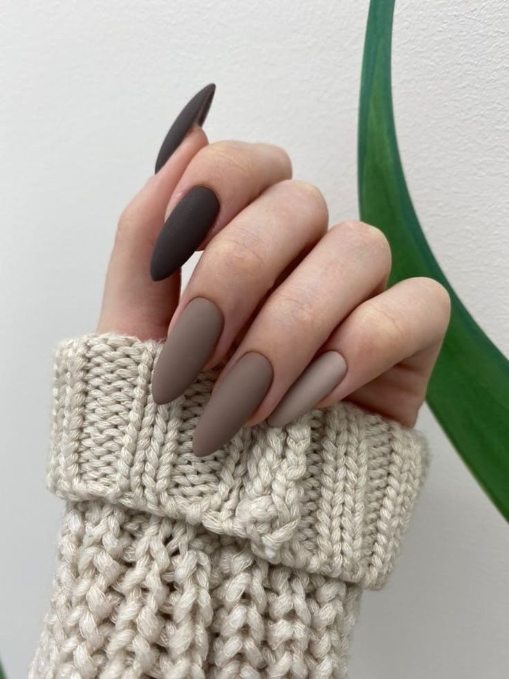 Winter Nails Brown 2023 - 2024 16 Ideas: Embrace the Cozy and Chic