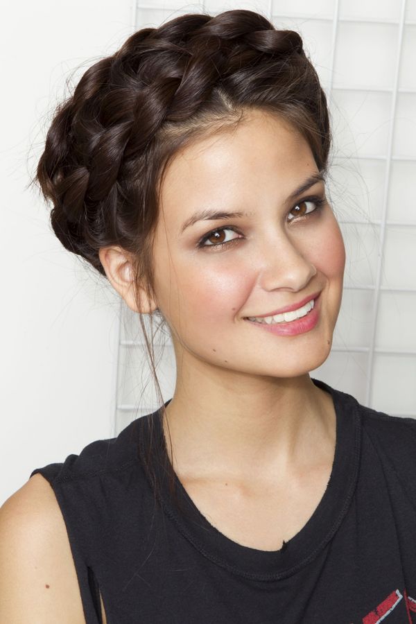 Milkmaid Braid Hairstyles 2024 16 Ideas: A Fusion of Tradition and Trend