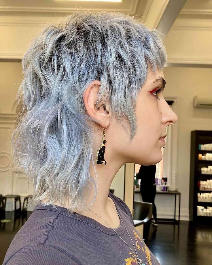 Wolf Cut Hairstyles 2024 16 Ideas: The Fusion of Edgy and Feminine