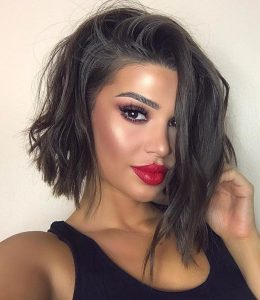 Trendy 2024 Haircuts for Women: Side Part Styles from Pixie to Lob