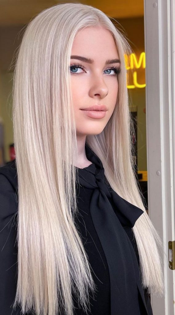 2024's Ultimate Guide to Blonde Hair Colour Ideas & Trends