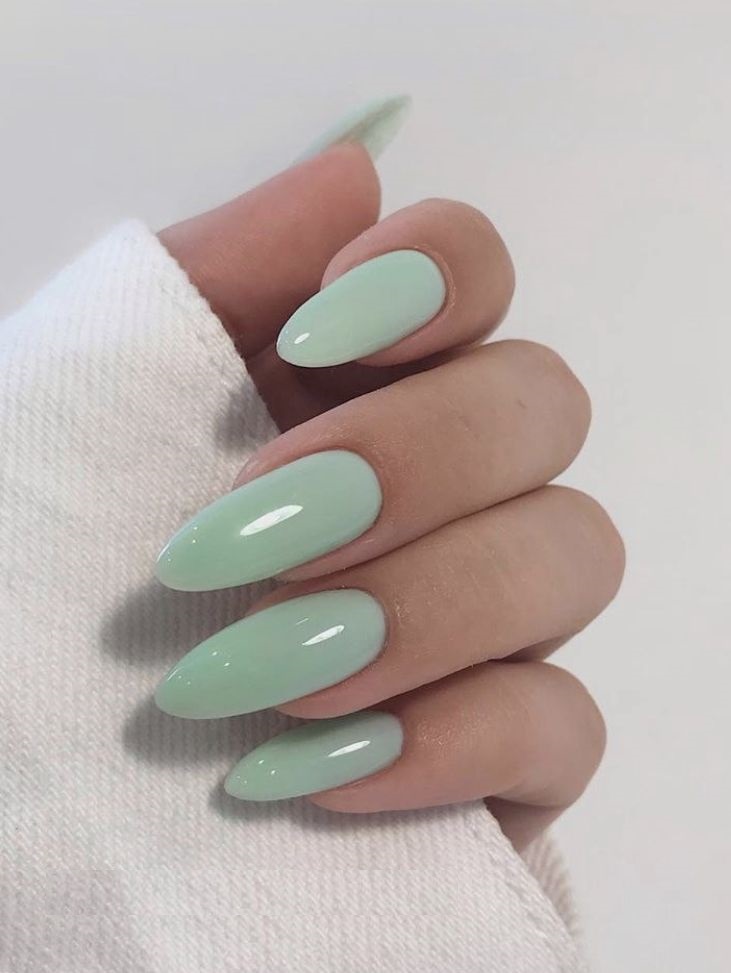 Discover Almond Nail Designs 2024 Chic, Cute & Bold Trends