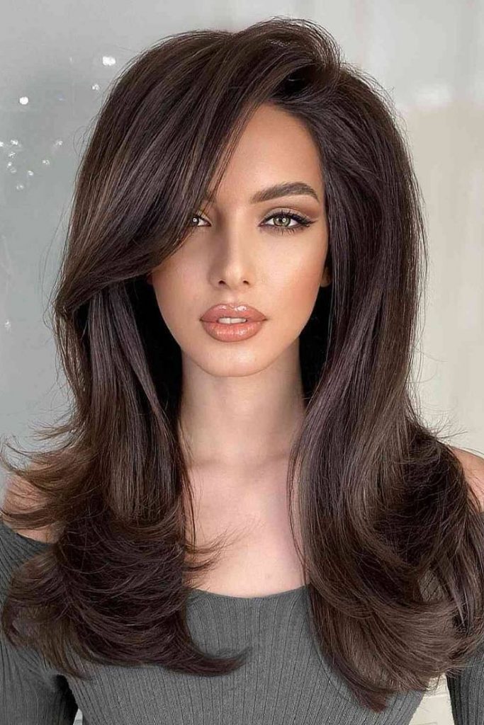 Trendy 2024 Haircuts for Women Side Part Styles from Pixie to Lob