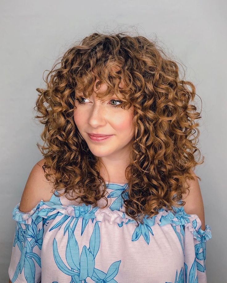 Trendy Curly Haircuts 2024 Short, Medium, Long Styles with Bangs