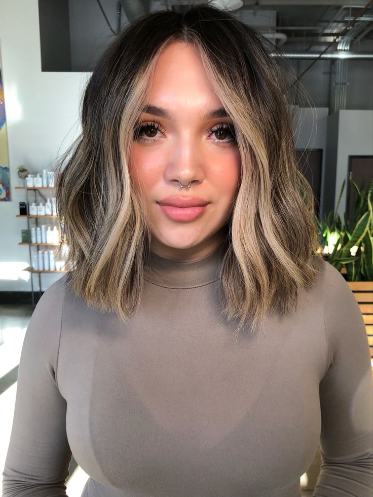 Discover the Best 2025 Haircuts for Thick Hair Pixie, Bob, & More