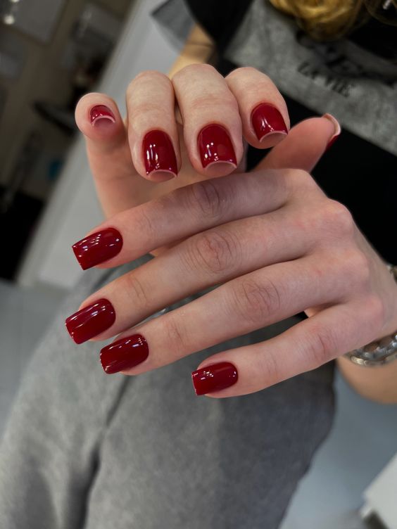 Spring Nails Red 2024 16 Ideas: A Fusion of Elegance and Playfulness