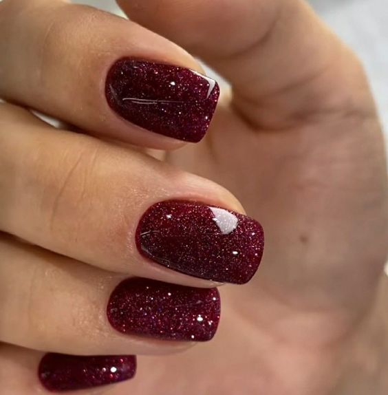 Spring Nails Red 2024 16 Ideas: A Fusion of Elegance and Playfulness