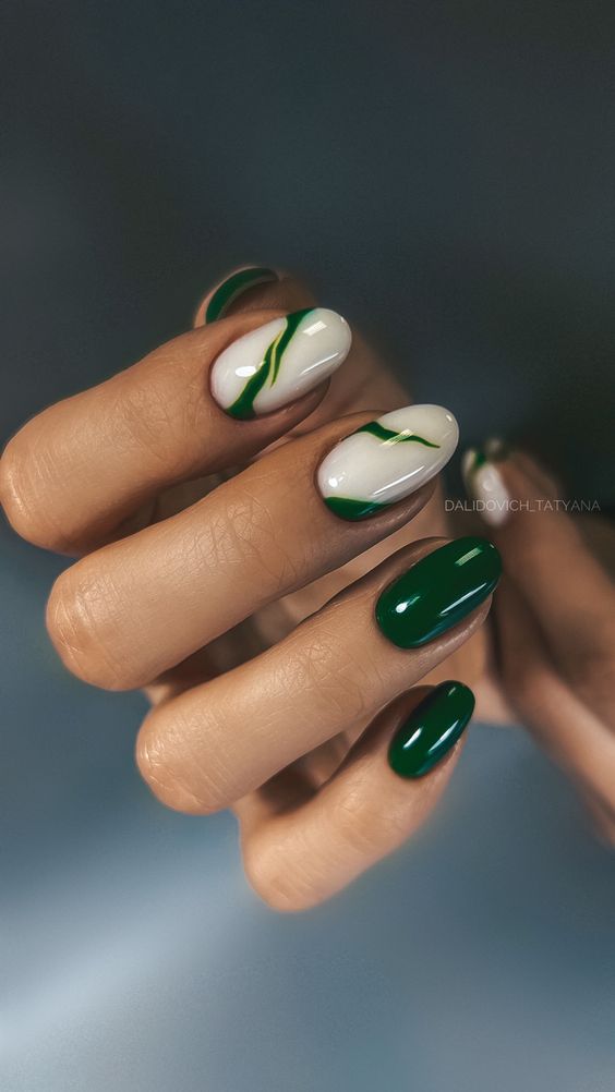 Spring 2024's Fresh Green Nail Trends 16 Ideas