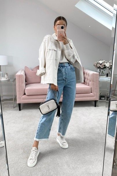 Comfy Spring Outfits 2024: Chic Casual Looks & Travel Wardrobe Essentials
