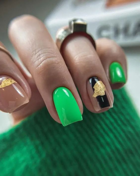 Spring 2024's Fresh Green Nail Trends 16 Ideas