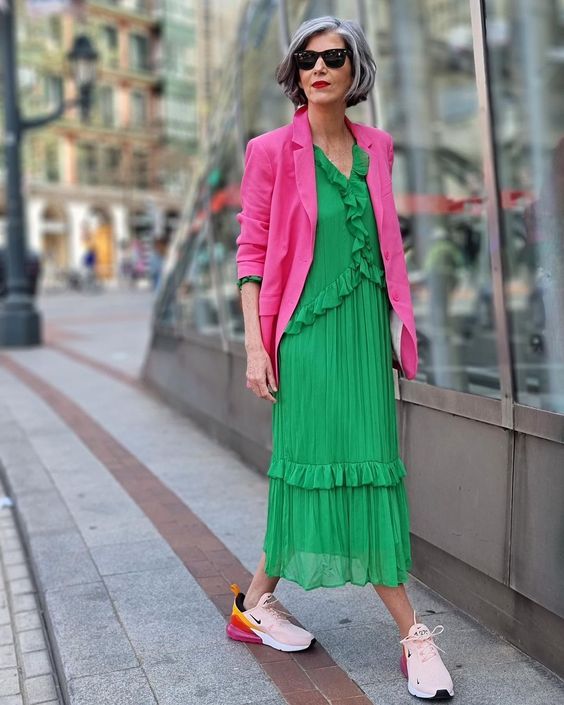 Spring Outfits for Women Over 50 - Wardrobe 2024 16 Ideas