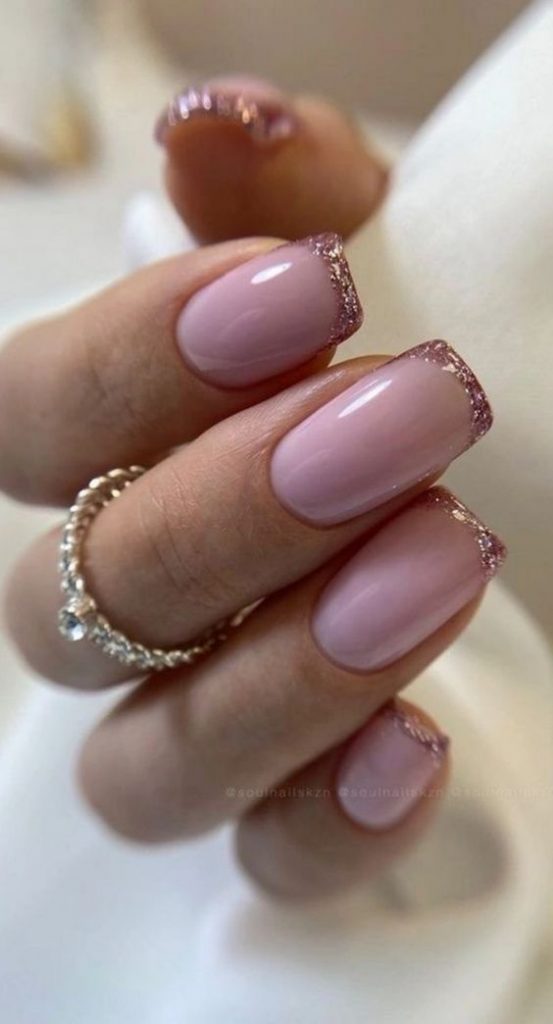 Shellac Nails For Spring 2024 Fresh Designs Classy Colors Manicure   1 22 553x1024 