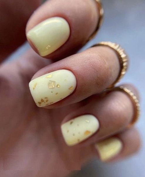 Embrace the Radiance: Spring Nails Yellow 2024 15 Ideas