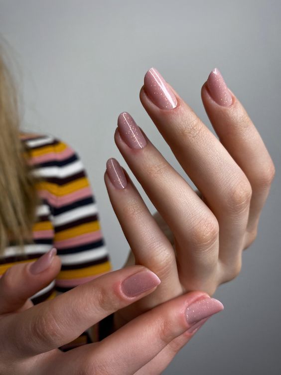 Shellac Nails for Spring 2024 16 Ideas: The Ultimate Guide to Trendsetting Manicures