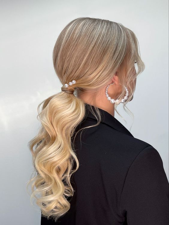 Spring Hairstyles 80 Ideas 2024: Revamp Your Look This Season