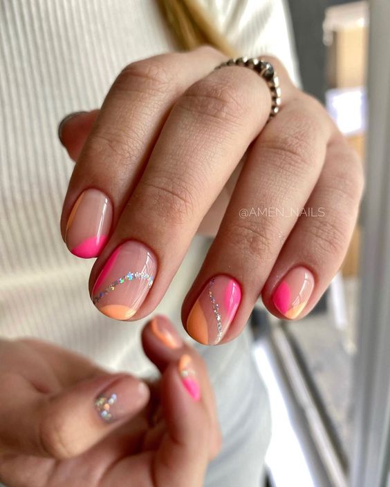 Nail Colors for Gemini Zodiac Sign - March 2024 16 Ideas