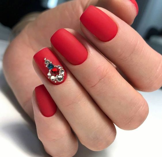 Elevating Your Spring Look with Rhinestone Nails: A Dazzling Trend for 2024 15 Ideas