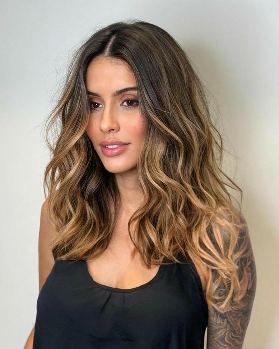 Discover The Best Spring Wavy Haircuts 2024 Styles For Every Face   2 66 